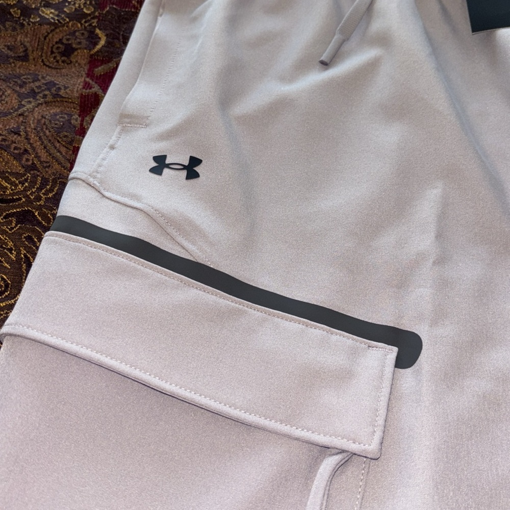 Under Armour Cargo Poly Jogger - Picture 3 of 8